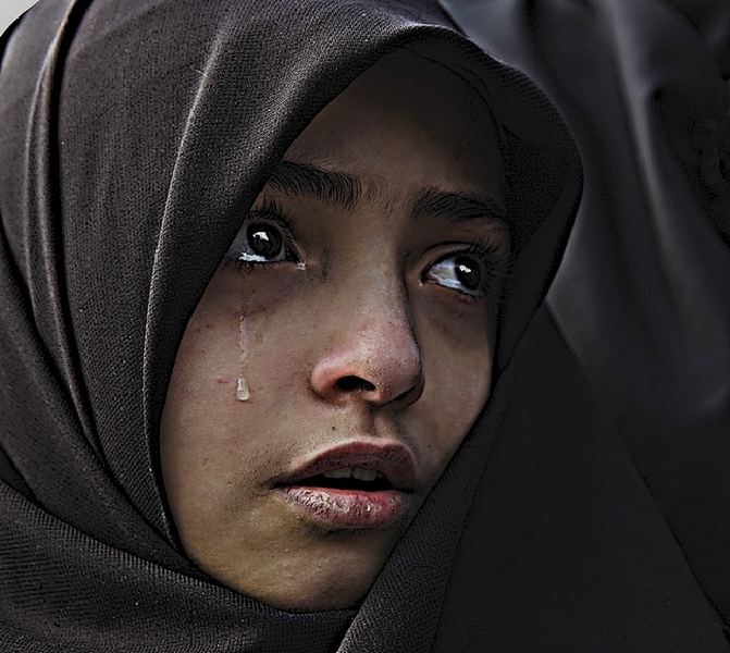 Muslima in tears.