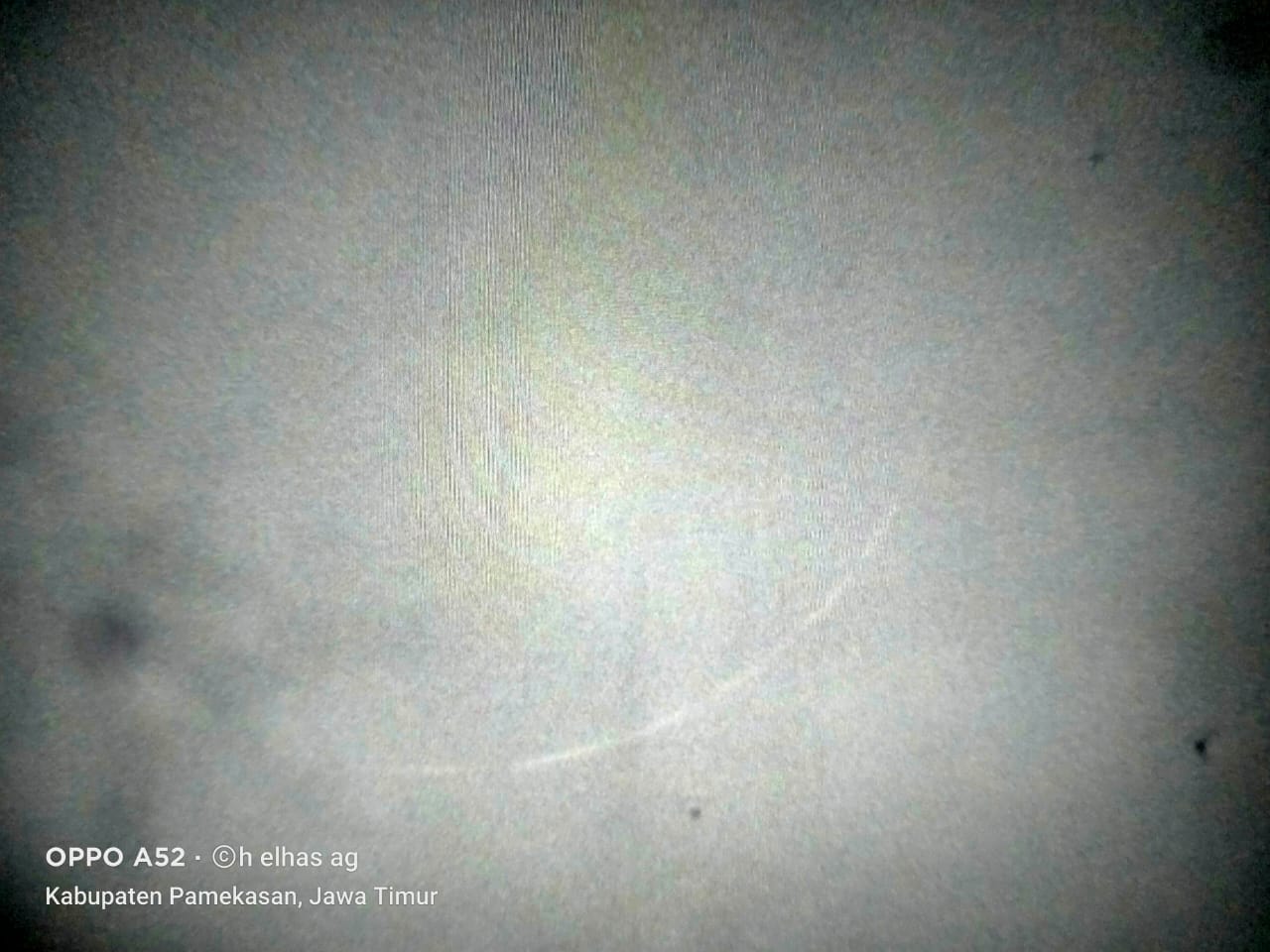 Foto bulan sabit (hilal) 1 Dzulqaidah 1443 H dari Pamekasan, Madura, Indonesia pada petang hari Selasa, 31 Mei 2022. (Hosen)