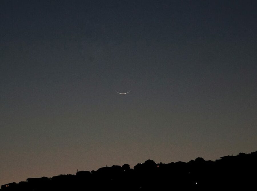 Waning crescent moon photo of Sha'ban 1444 AH from New Zealand on Tuesday morning, 21 March 2023.