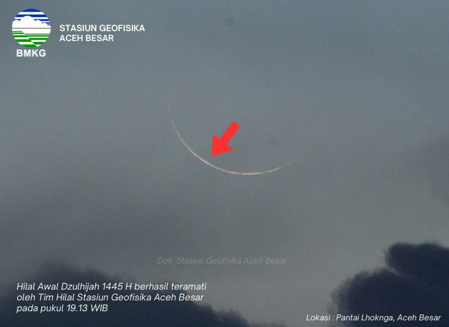 Foto bulan sabit 1 Dzulhijah 1445 H dari Aceh, Indonesia pada hari Jumat, 7 Juni 2024 M (BMKG).